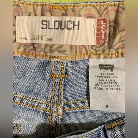 Levi's 504 slouch jean shorts - Picture 6 of 7